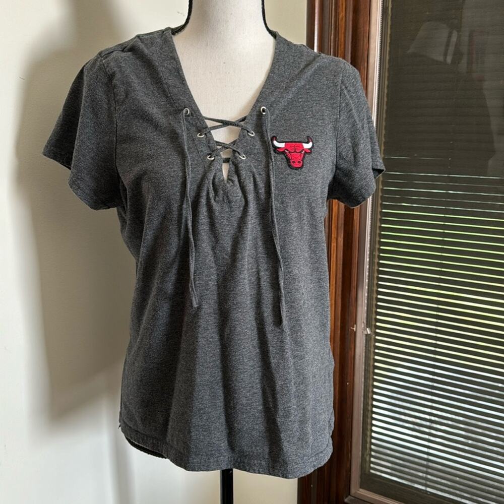 Chicago Bulls Women's Shirt Size L